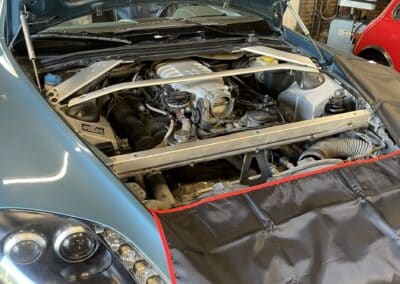 Aston Martin - motor reparation