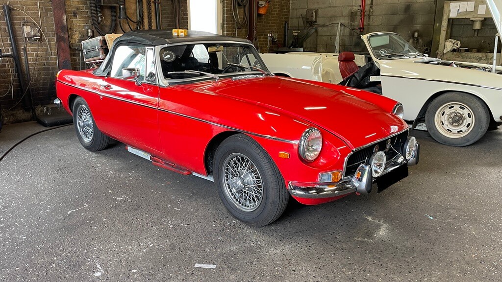MGB 1800