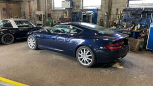 Aston Martin DB9 Aston Martin DB9